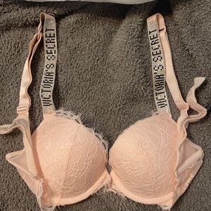 Rinestone strap push up bra